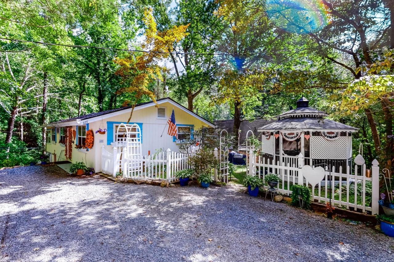 A Precious Place Gatlinburg Bagian luar foto