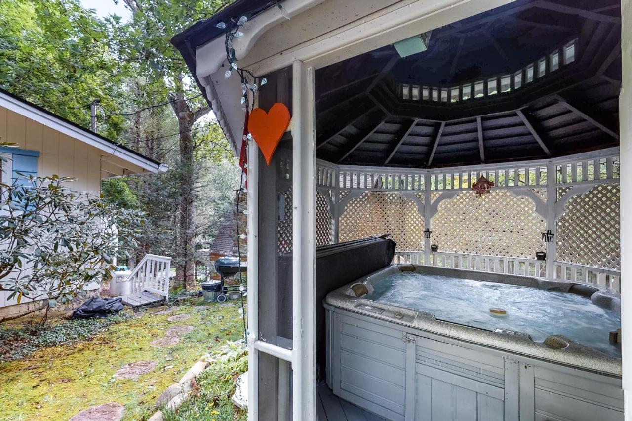 A Precious Place Gatlinburg Bagian luar foto